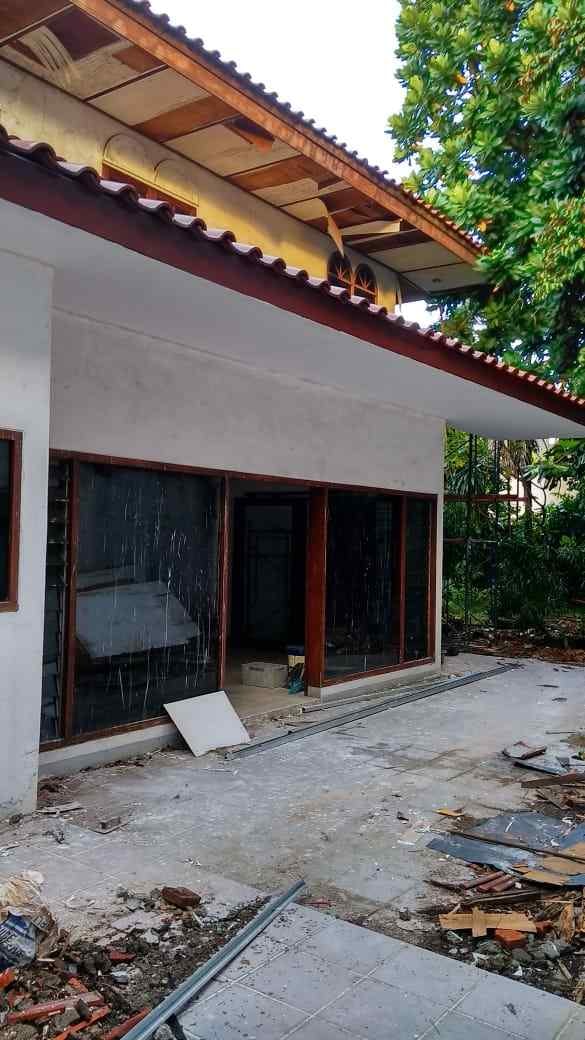  Perbaikan  Atap Rumah  di Permata Hijau Jakarta Jasa 